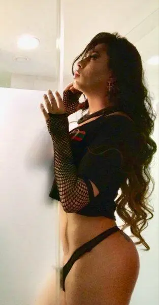 Escort Model ARIADNA Ts